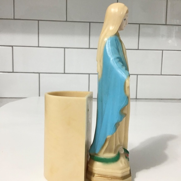 VTG 1960s Madonna plastic planter Virgin Mary Small Vase Religious Hong Kong - Picture 3 of 7